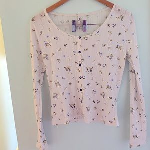 Mudd floral long sleeve